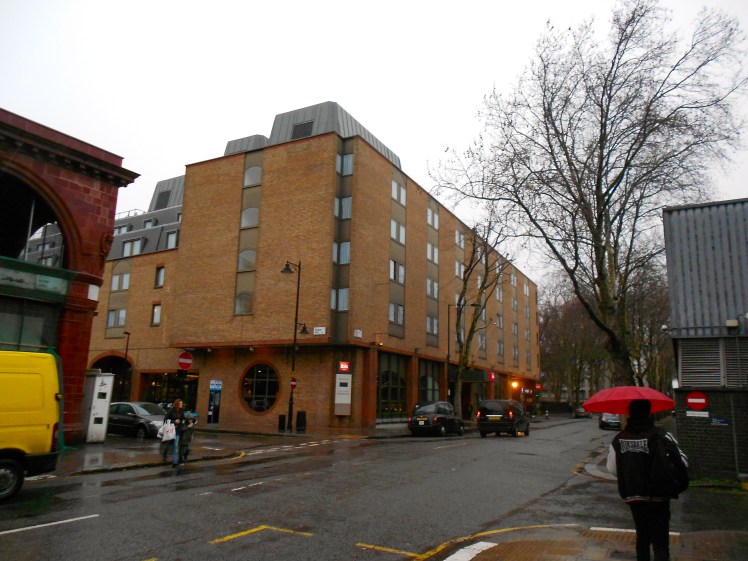 Ibis Saint Pancras ao lado da estação Euston 